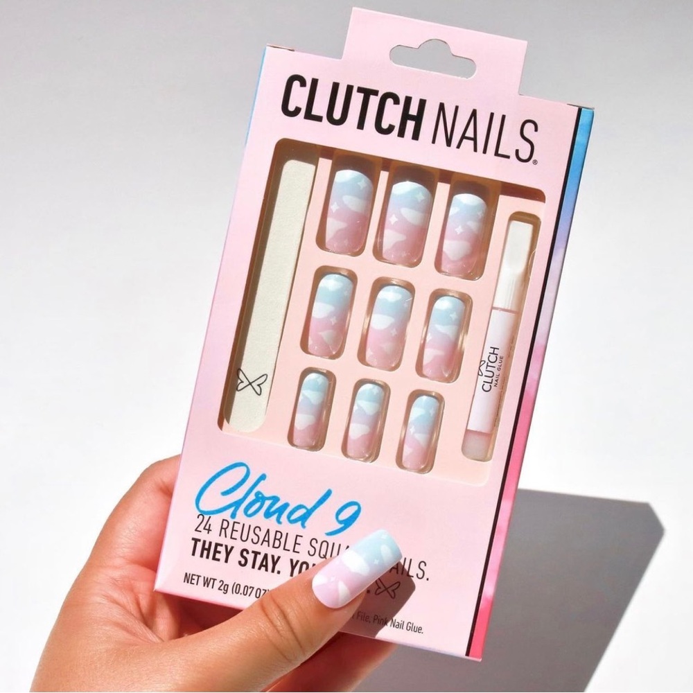 24 Press-on Nails Cloud 9 by Clutch Nails